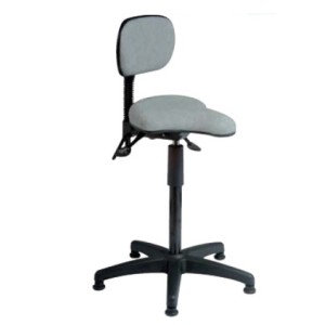 Assis debout Arendal avec dossier 